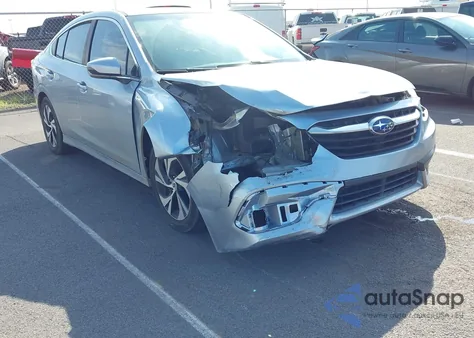 2020 Subaru Legacy Premium z USA, uszkodzony, nr VIN 4S3BWAC65L3010183